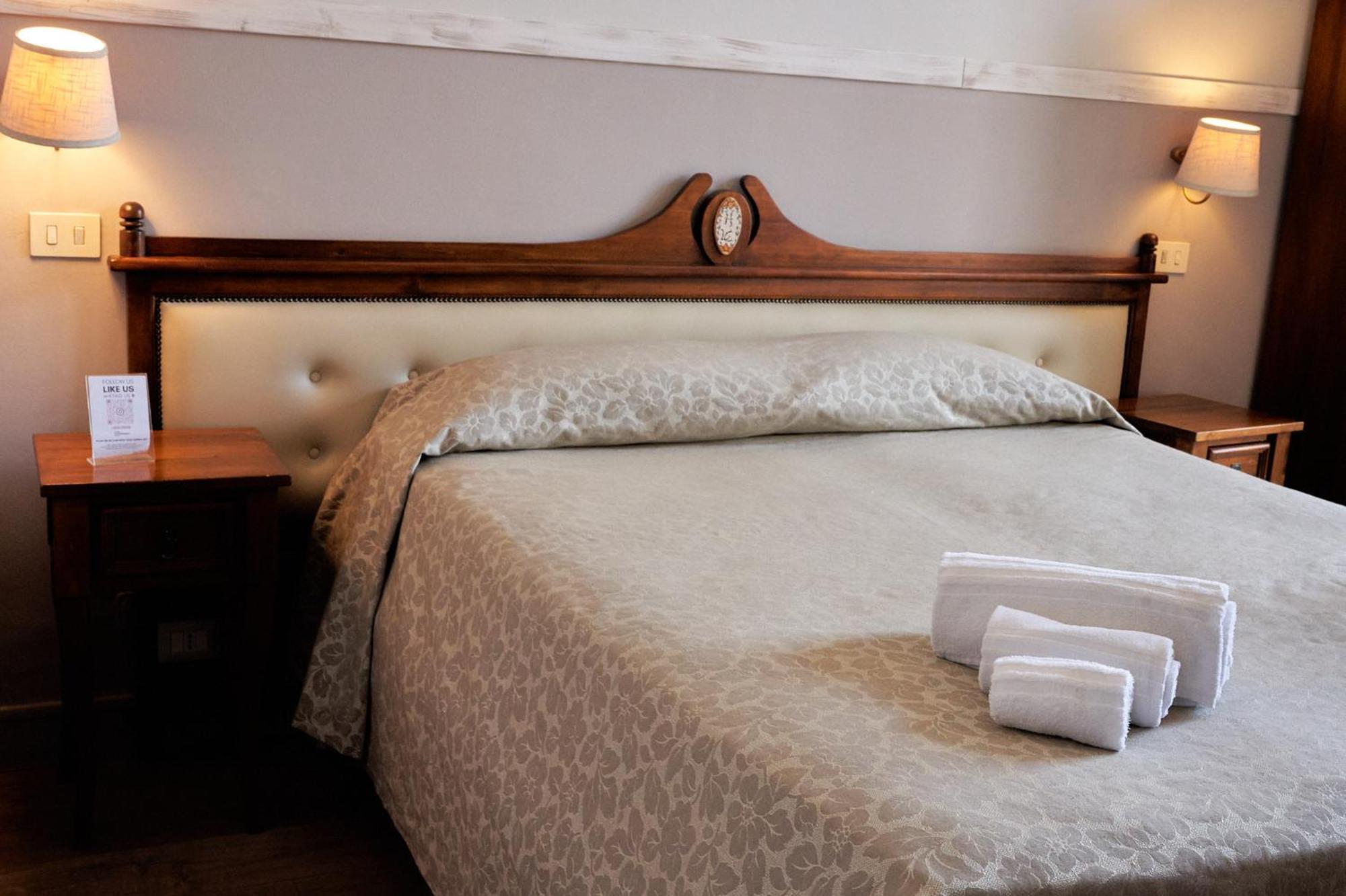 La Collegiata Guest House Катанія Екстер'єр фото