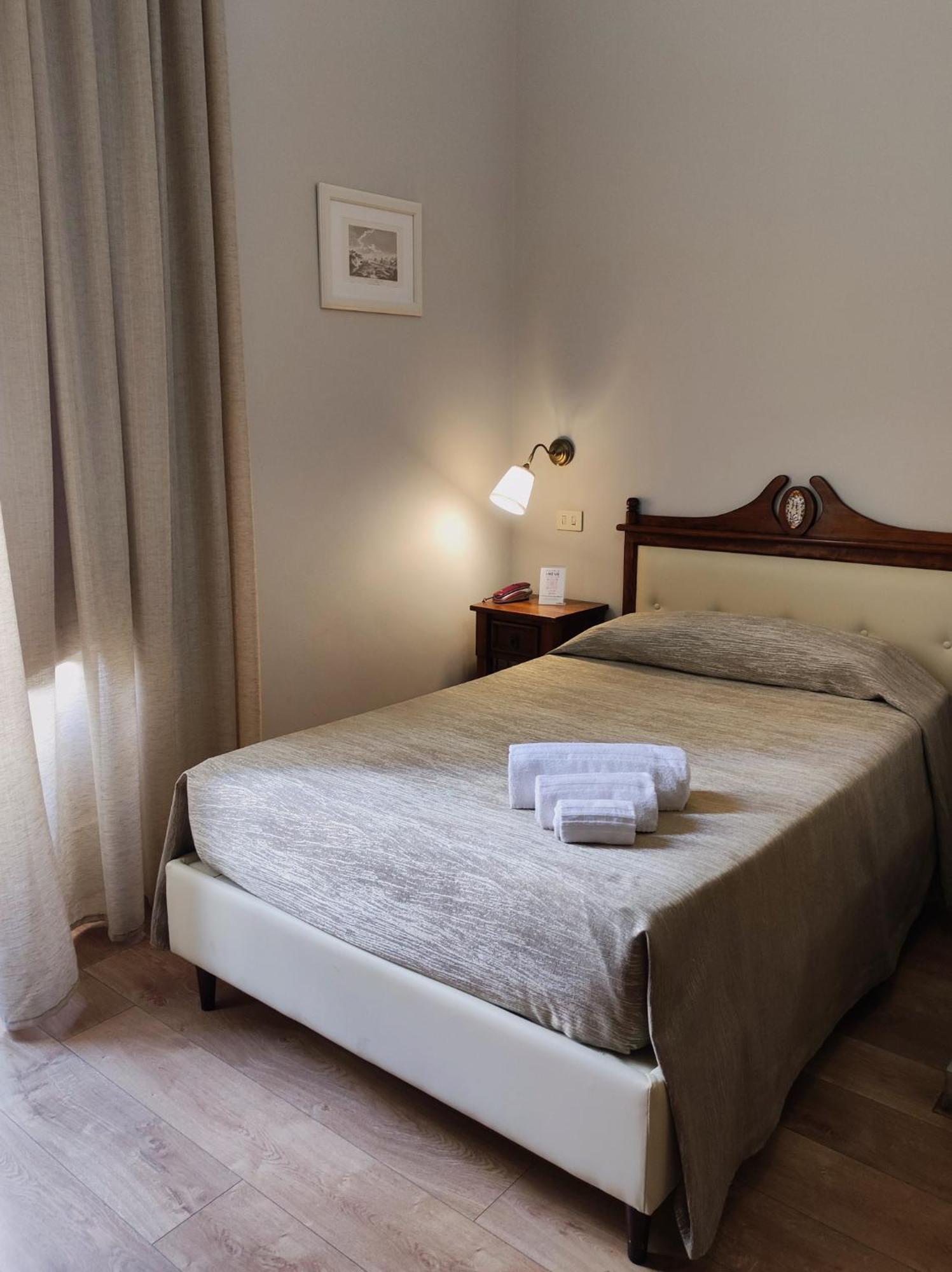 La Collegiata Guest House Катанія Екстер'єр фото